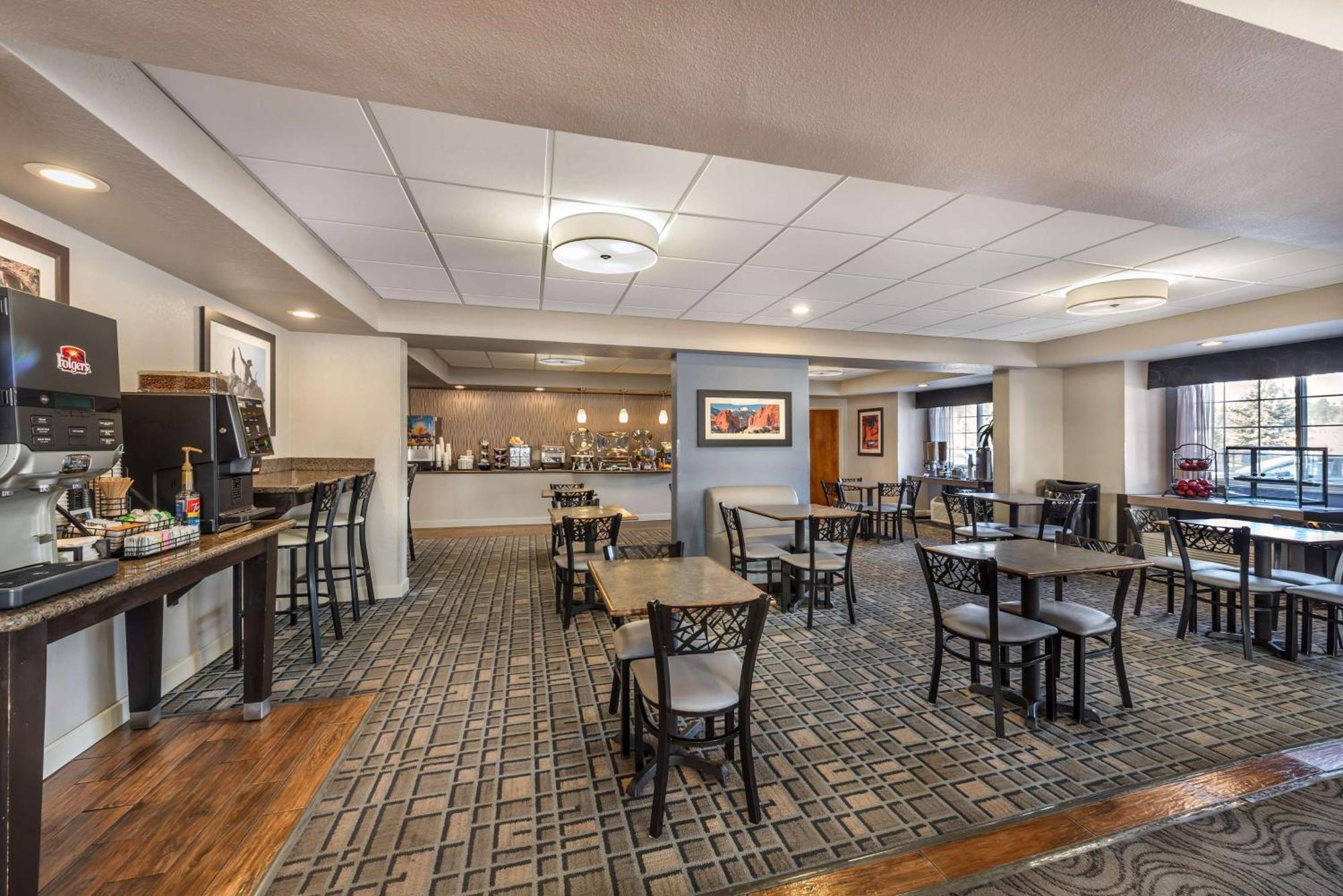 Best Western Plus Peak Vista Inn & Suites Colorado Springs Exteriör bild