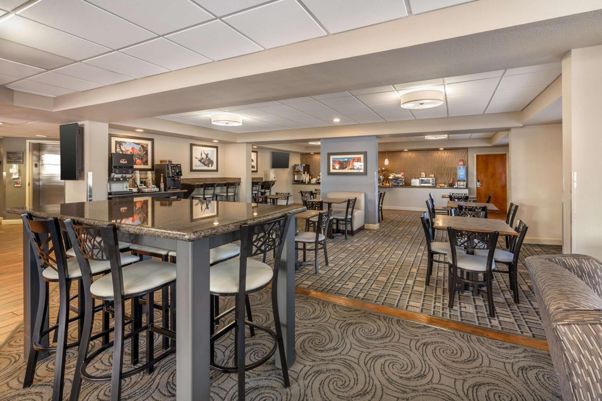 Best Western Plus Peak Vista Inn & Suites Colorado Springs Exteriör bild