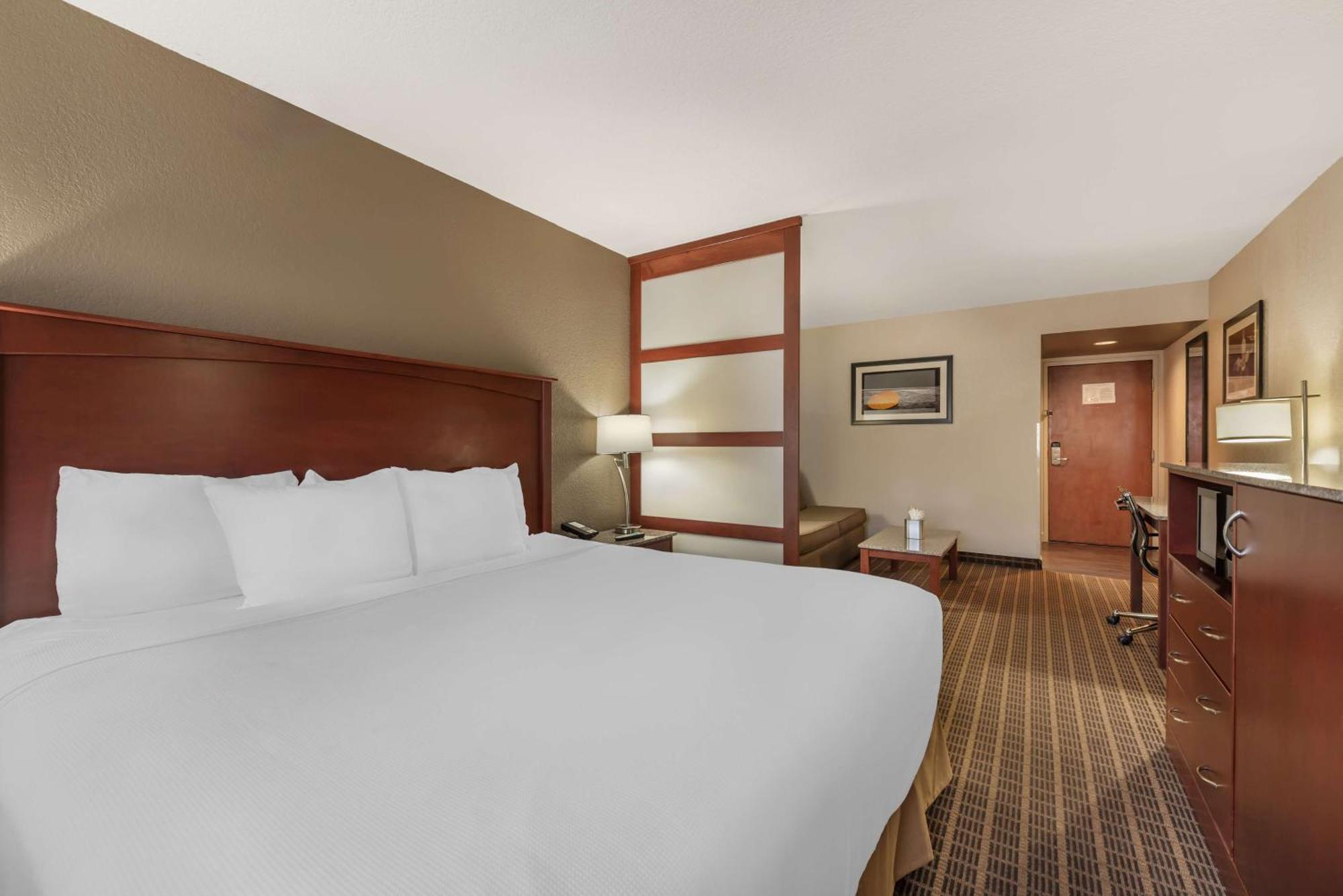 Best Western Plus Peak Vista Inn & Suites Colorado Springs Exteriör bild